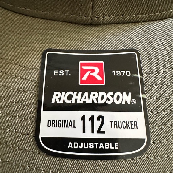 Richardson adjustable trucker hat, green - brand new, with tag - Picture 4 of 4
